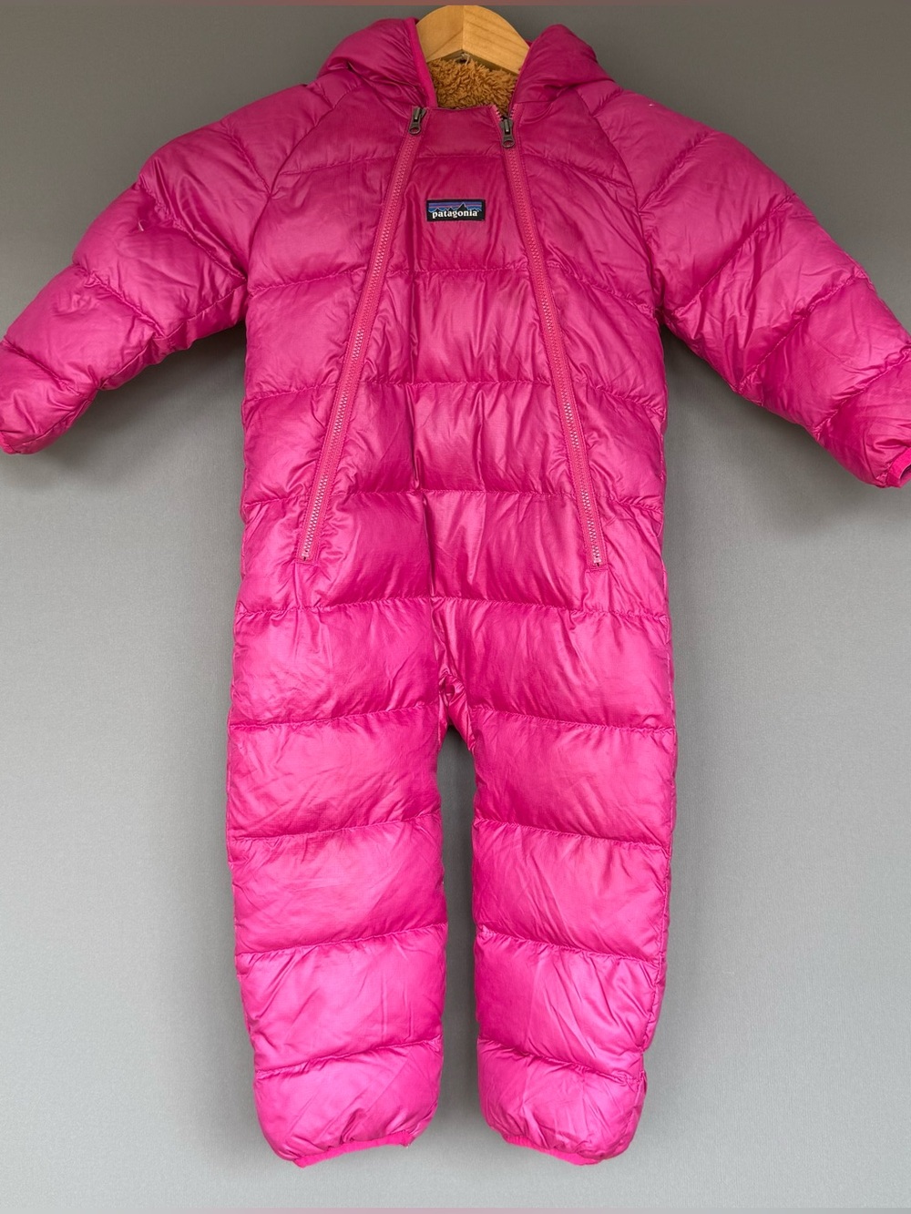 Patagonia Hi-Loft Down Sweater Bunting Snowsuit Baby Girl Pink 12-18M Ski